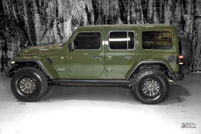 Used 2024 Jeep Wrangler Unlimited Rubicon 392 AWD/4WD image 13