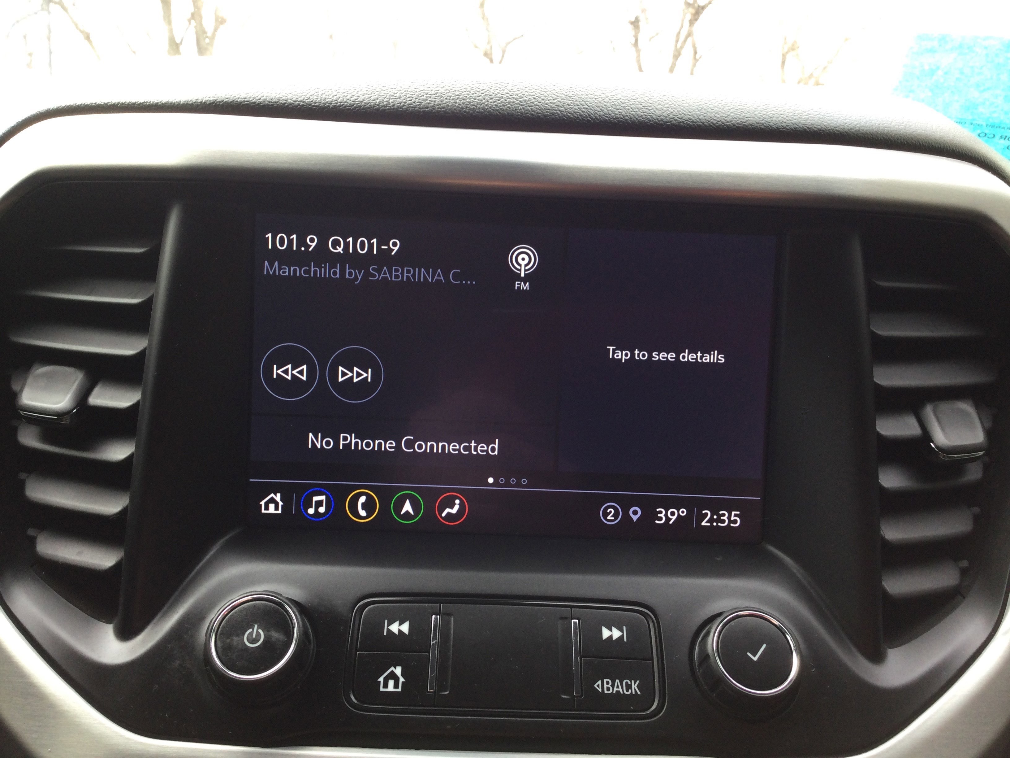 Used 2021 GMC Acadia SLE w/ Driver Convenience Package image 13