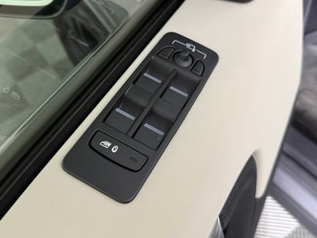 Used 2024 Land Rover Discovery Sport S AWD/4WD image 20