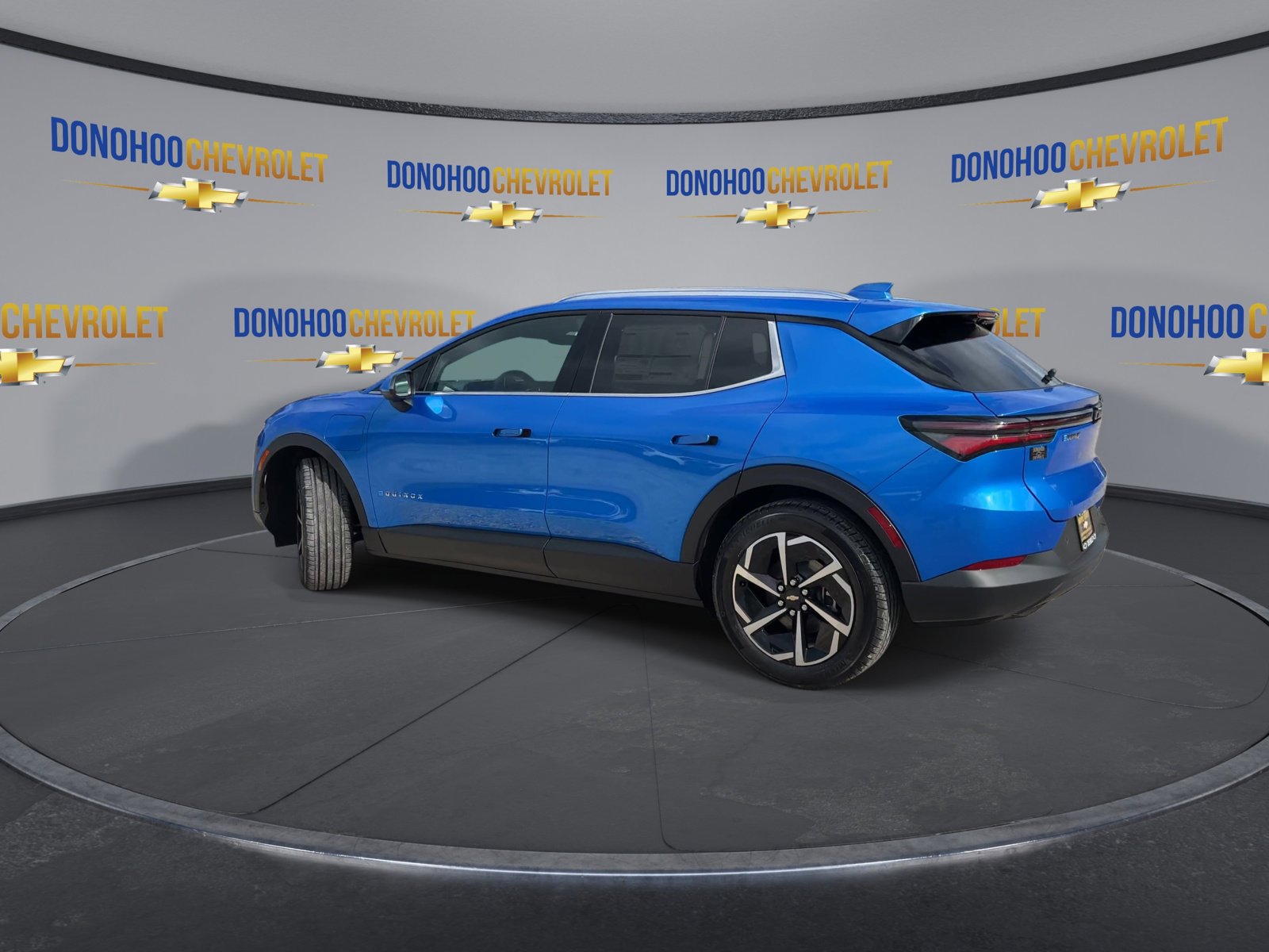 New 2026 Chevrolet Equinox EV LT image 6