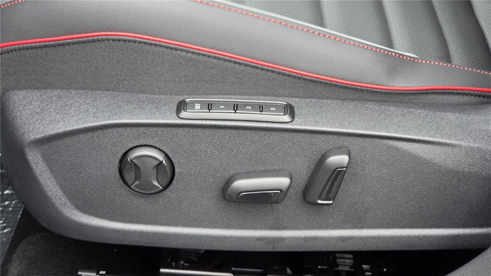 New 2026 Volkswagen GTI Autobahn FWD image 15