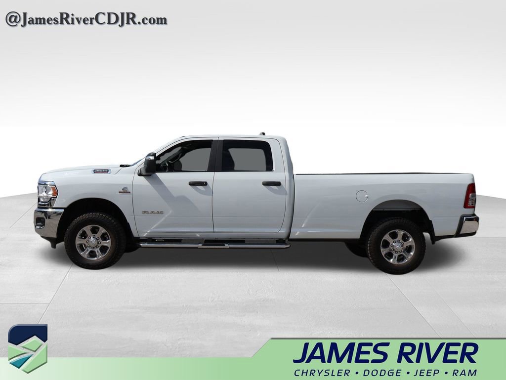 Used 2024 RAM 3500 Big Horn AWD/4WD image 2