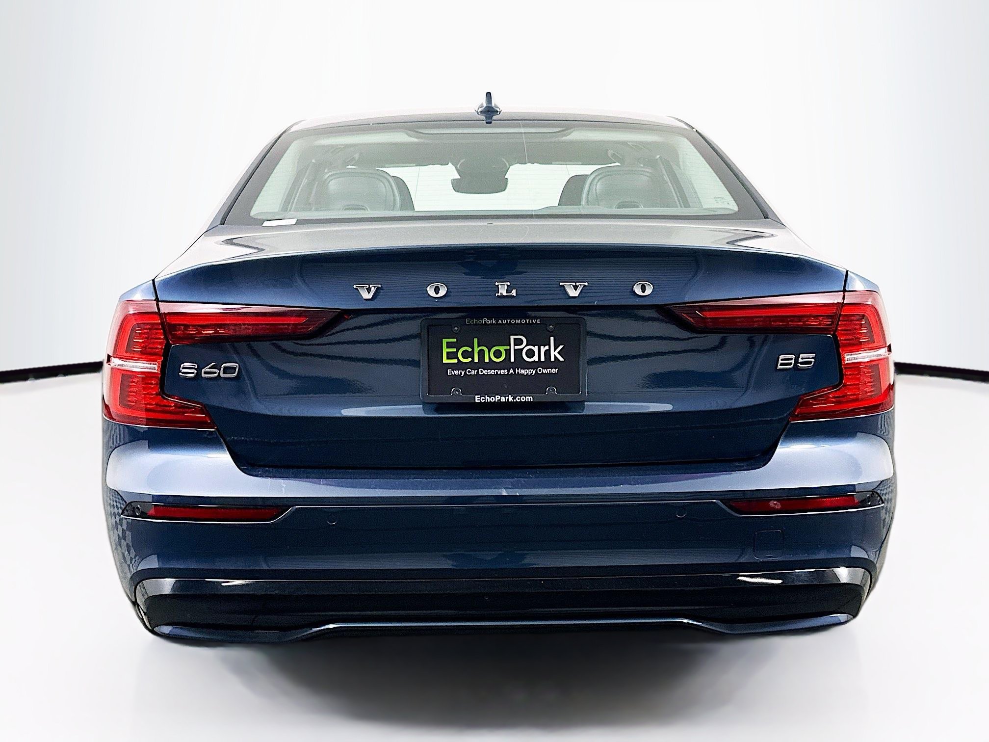 Used 2024 Volvo S60 B5 Core FWD image 7