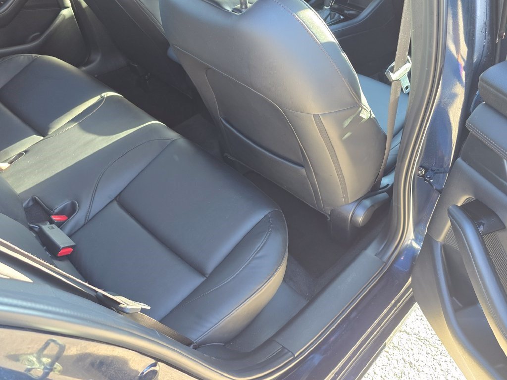 Used 2025 MAZDA MAZDA3 s FWD image 32