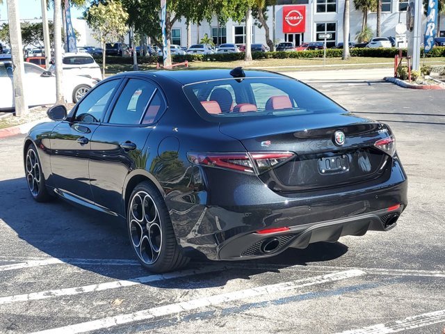 New 2025 Alfa Romeo Giulia image 3