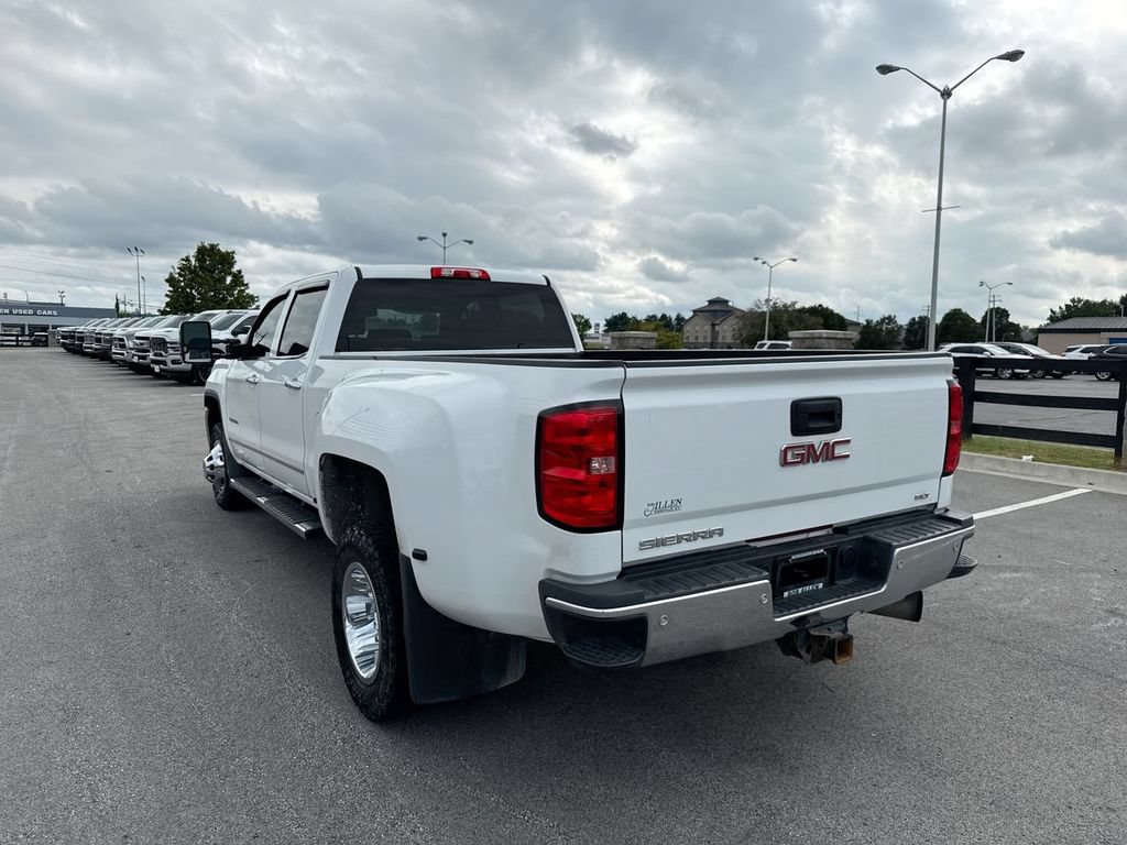 Used 2018 GMC Sierra 3500 SLT w/ Duramax Plus Package AWD/4WD image 4