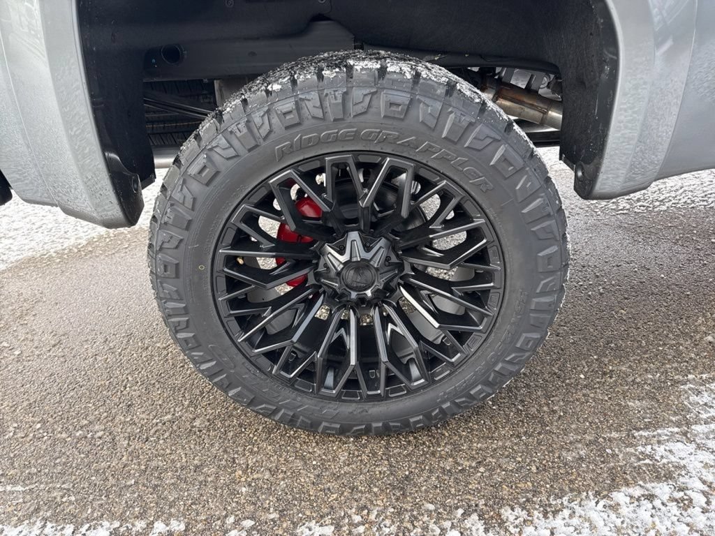 New 2026 GMC Sierra 1500 AT4 w/ Technology Package AWD/4WD image 10