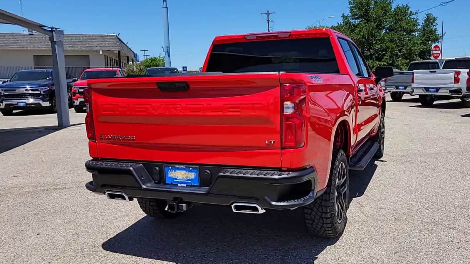 Used 2023 Chevrolet Silverado 1500 LT Trail Boss AWD/4WD image 7