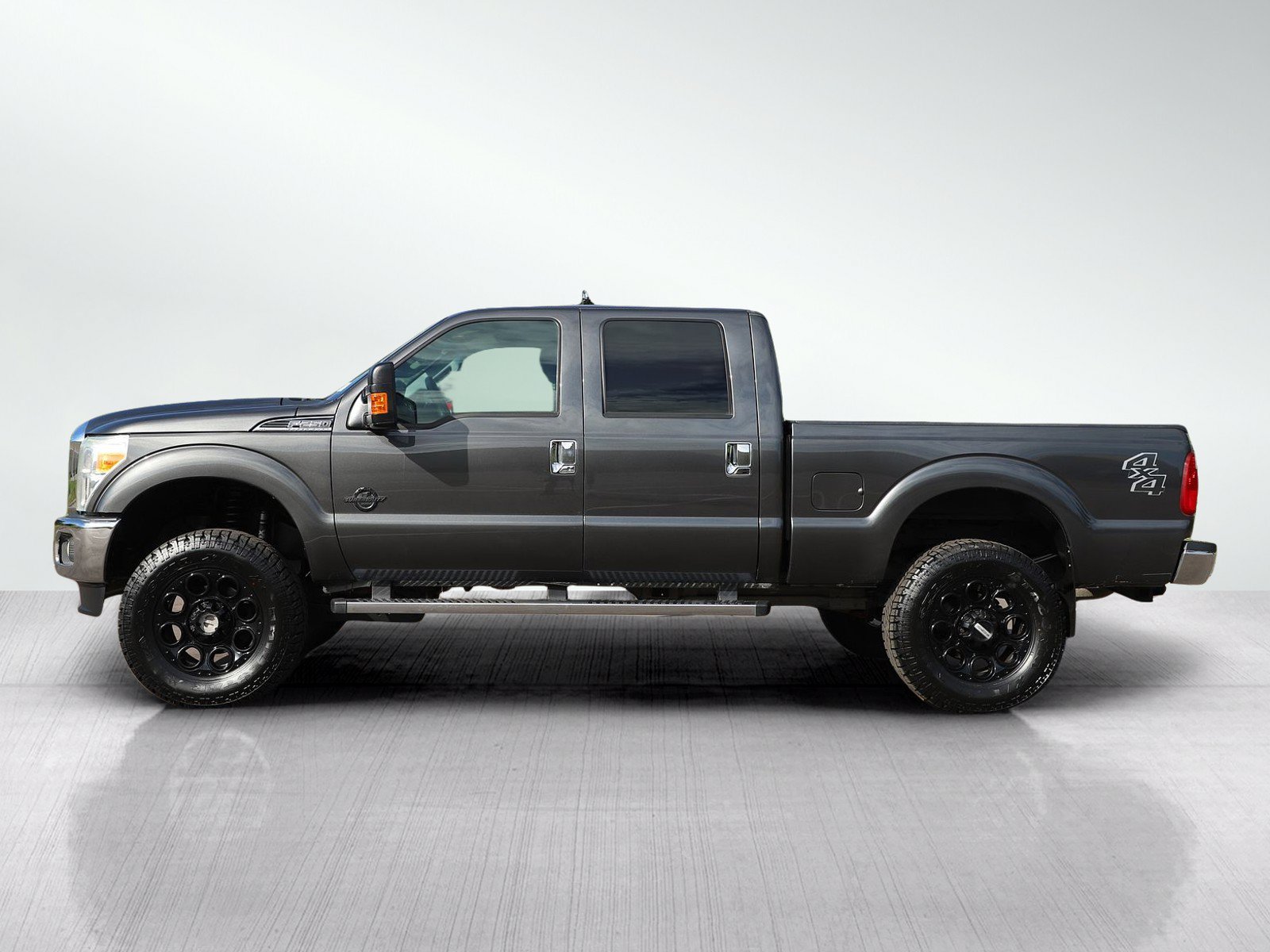 Used 2016 Ford F250 XLT AWD/4WD image 2