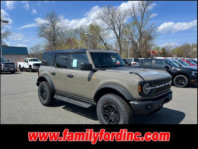 New 2026 Ford Bronco Badlands AWD/4WD image 8