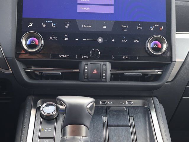 Used 2024 Lexus GX 550 w/ Accessory Package (2T) AWD/4WD image 30