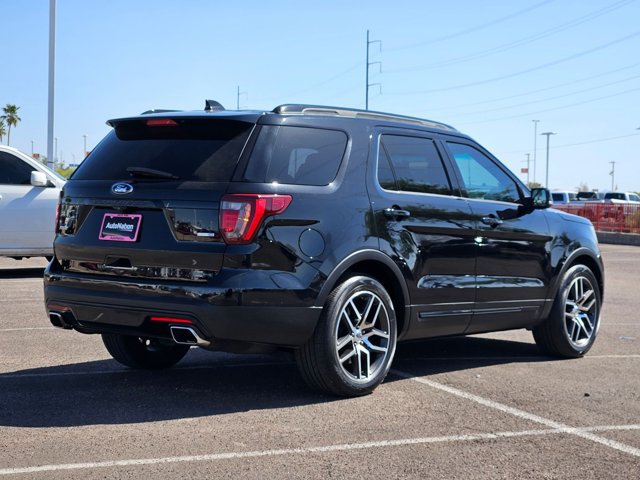 Used 2016 Ford Explorer Sport w/ Equipment Group 401A AWD/4WD image 5