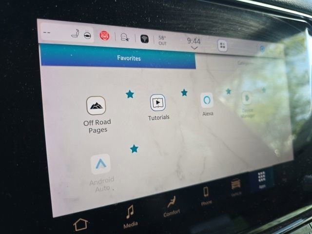 Used 2024 Jeep Wagoneer Series II w/ Convenience Group I AWD/4WD image 19