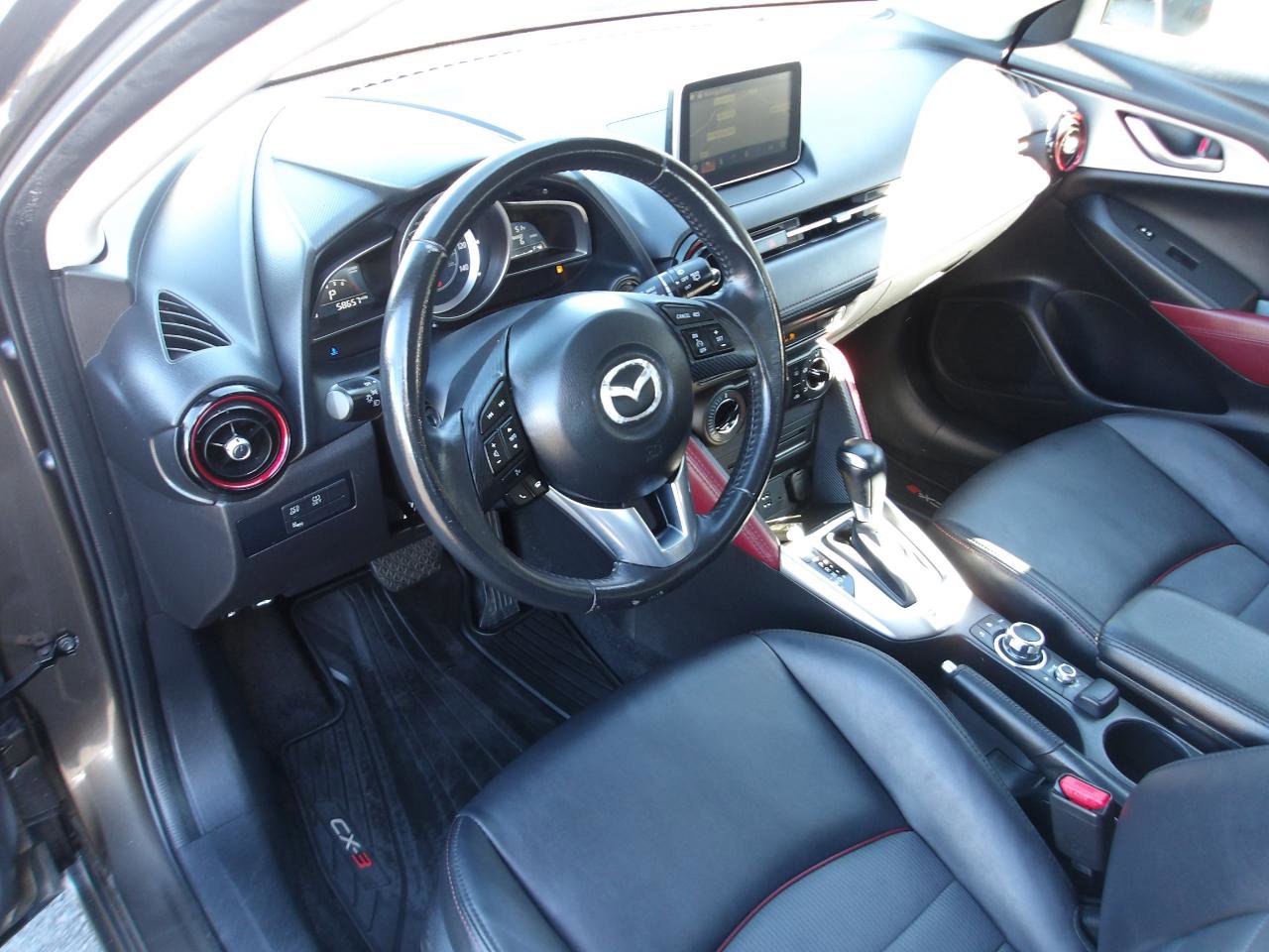 Used 2017 MAZDA CX-3 Touring AWD/4WD image 9