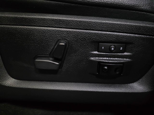 Used 2017 RAM 3500 Laramie w/ Sport Appearance Group image 33