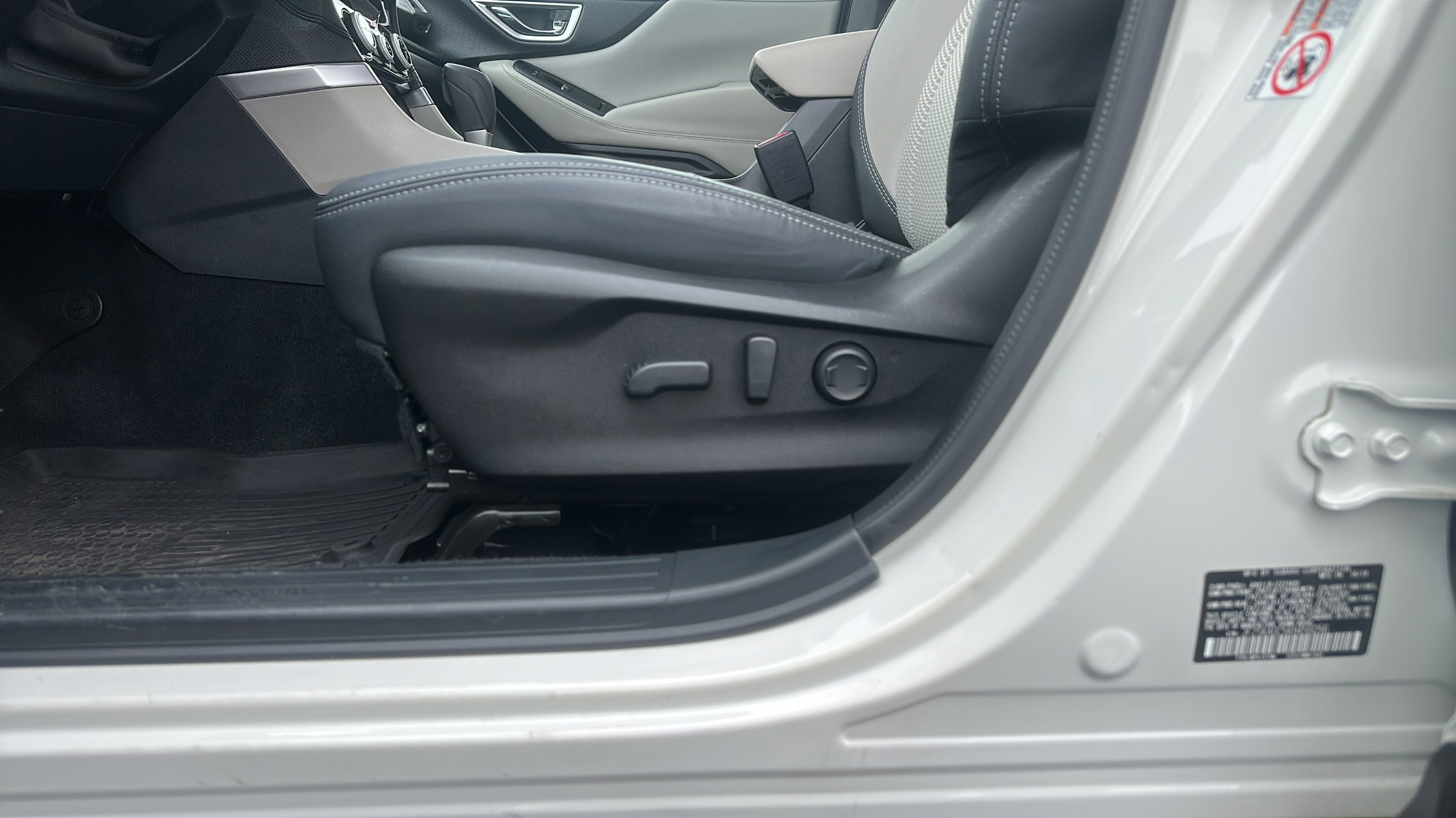 Used 2019 Subaru Forester Premium AWD/4WD image 26