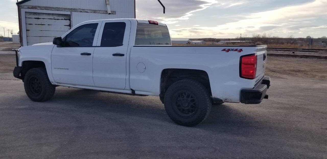 Used 2019 Chevrolet Silverado 1500 W/T w/ WT Convenience Package AWD/4WD image 3