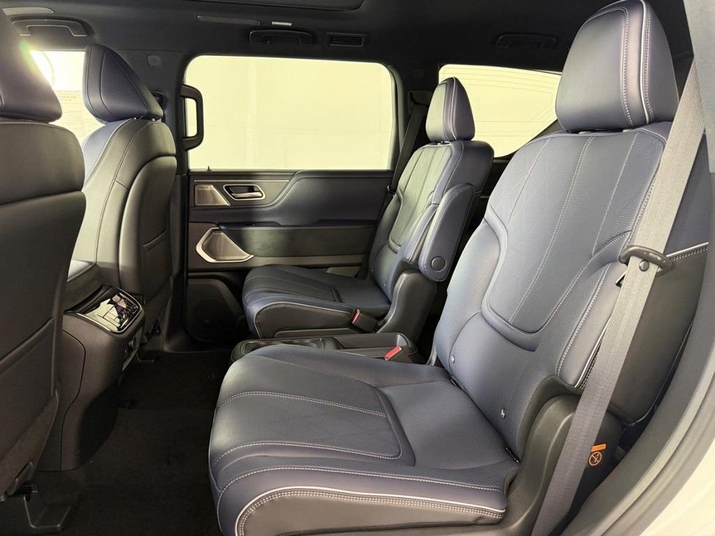 New 2026 INFINITI QX80 4WD image 16