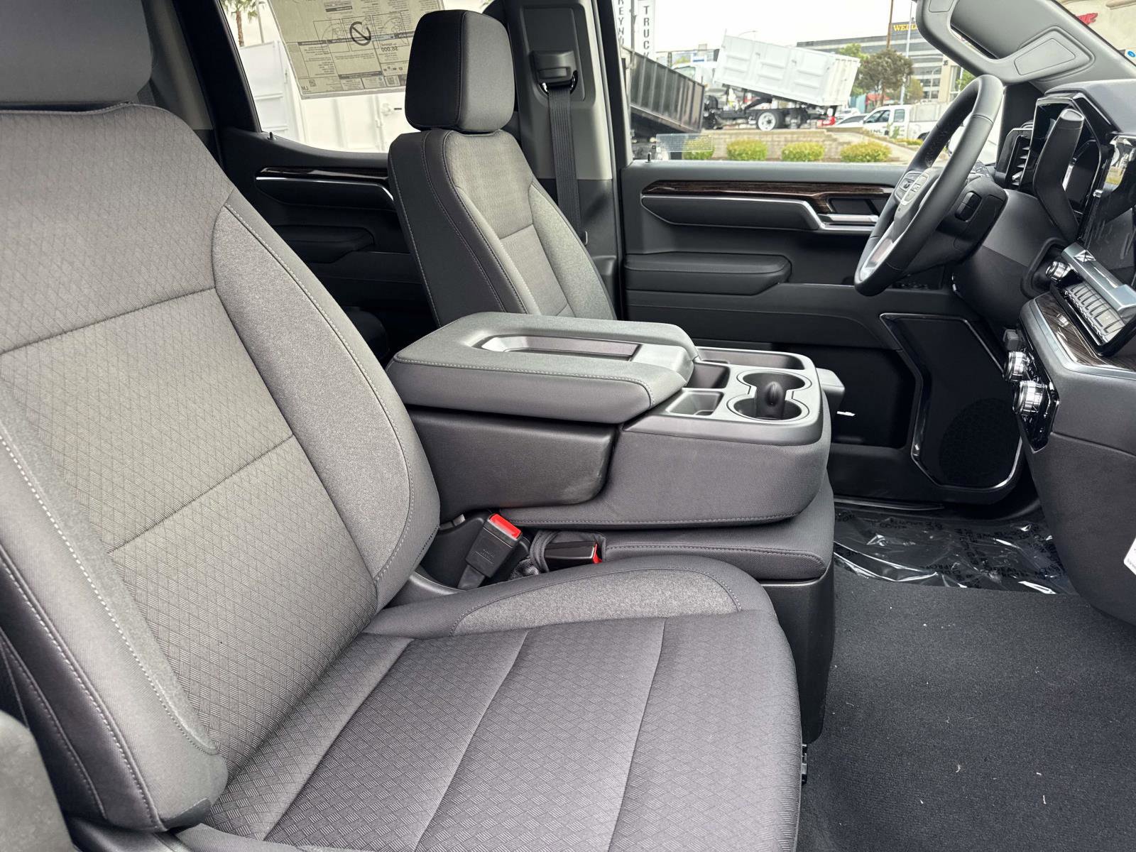 New 2026 GMC Sierra 1500 Elevation image 28