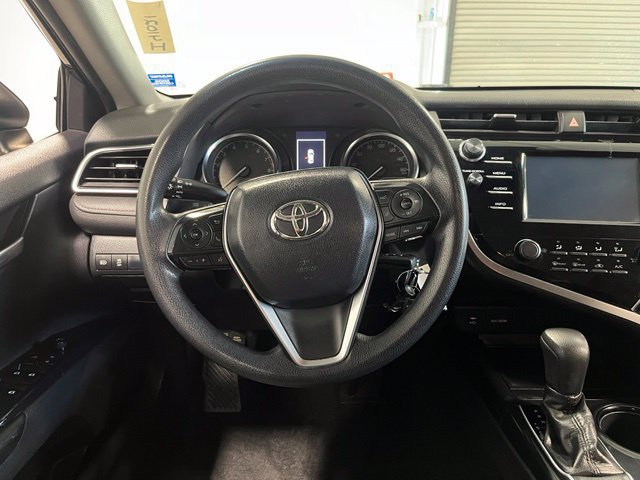 Used 2018 Toyota Camry LE FWD image 22