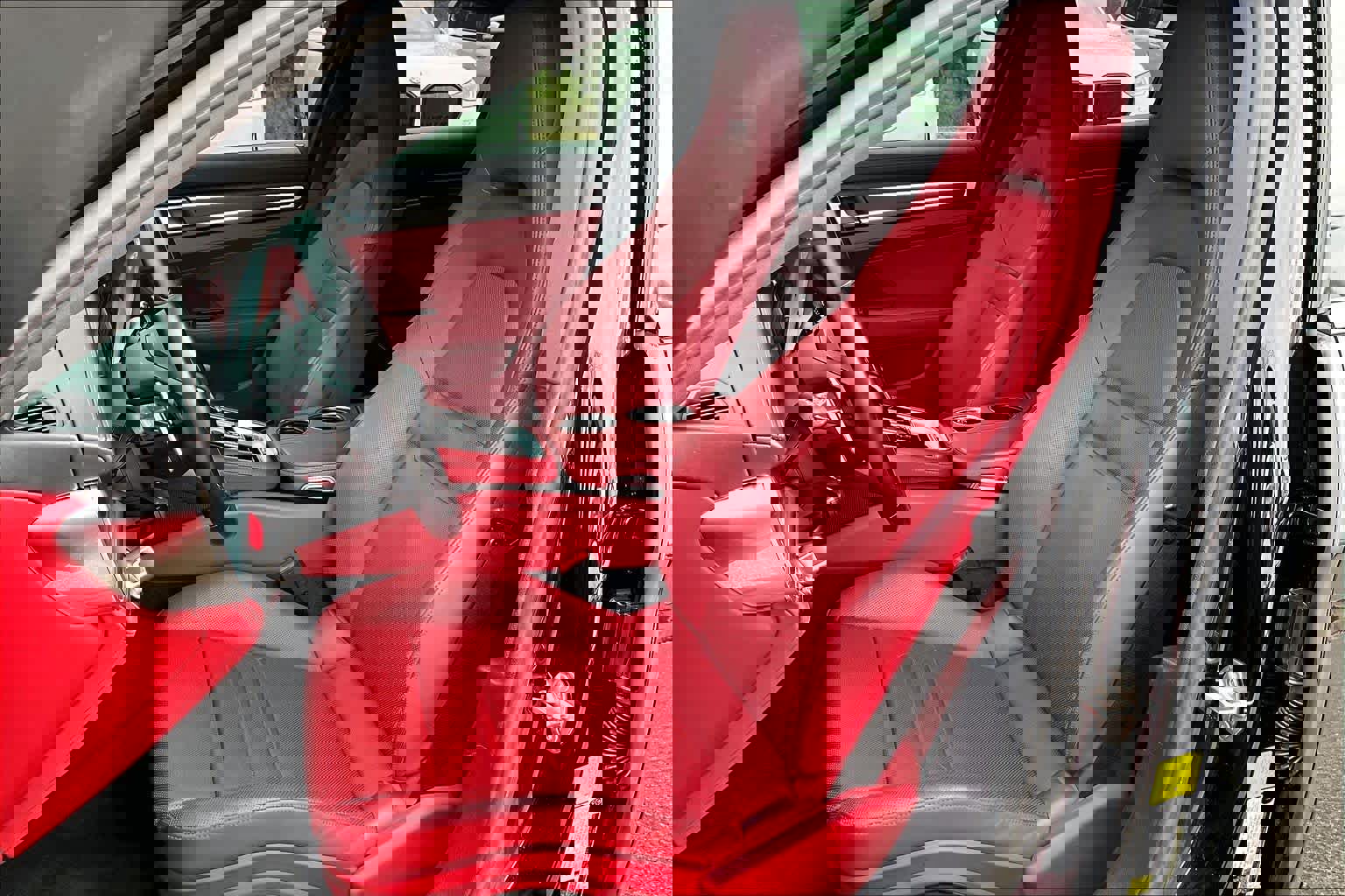 Used 2023 Porsche Panamera 4 Platinum Edition image 7