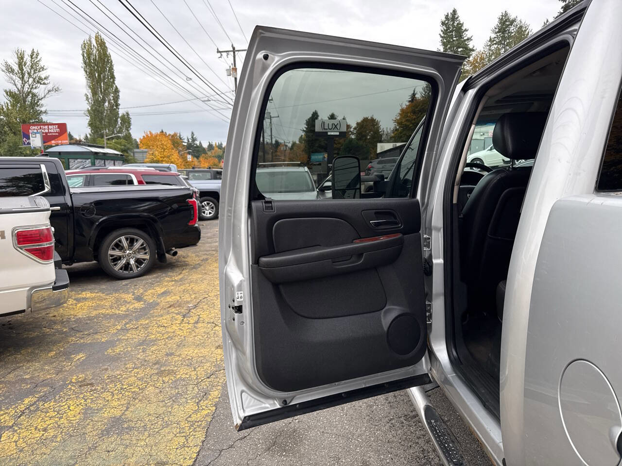 Used 2010 GMC Sierra 2500 SLT image 21