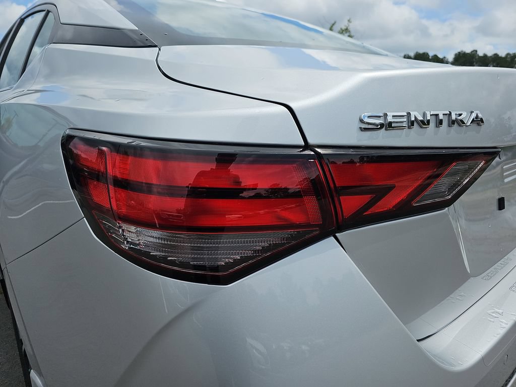 Used 2023 Nissan Sentra SV FWD image 37
