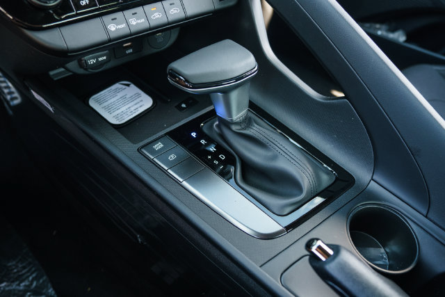 New 2026 Hyundai Elantra Sport FWD image 25