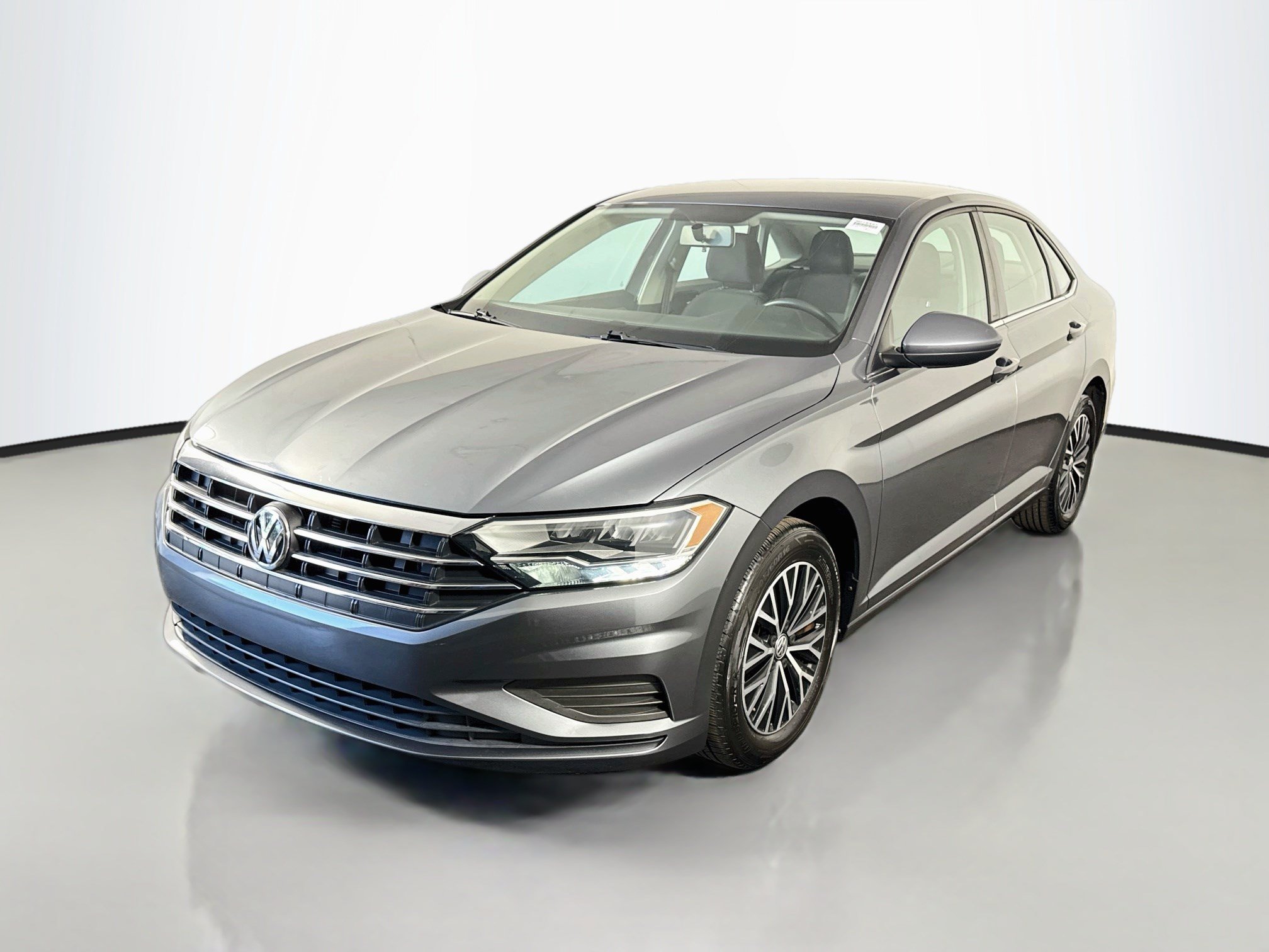 Used 2021 Volkswagen Jetta R-Line FWD image 4
