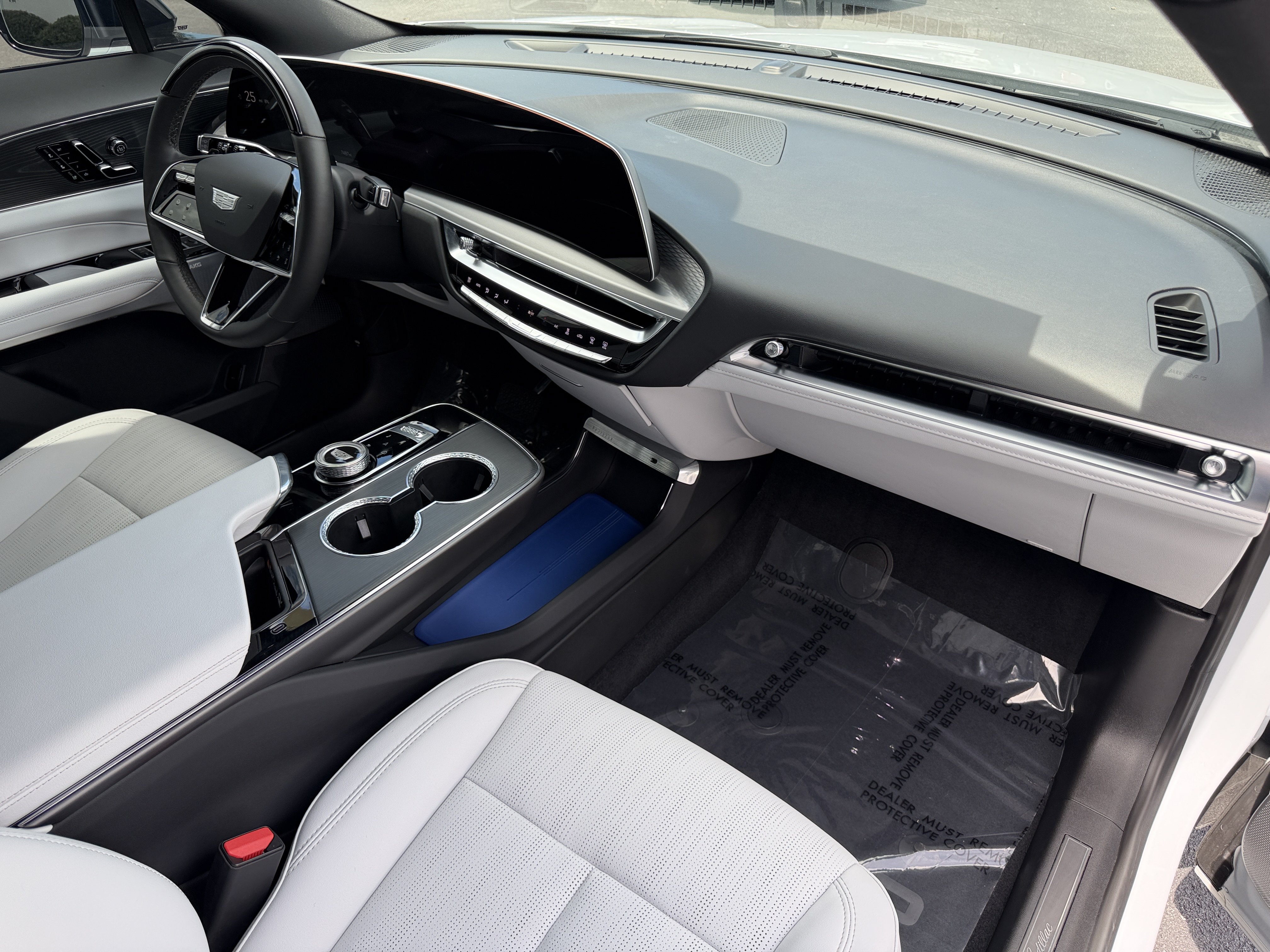 Certified 2026 Cadillac Lyriq Premium Sport w/ LPO, Floor Liner Package RWD image 13