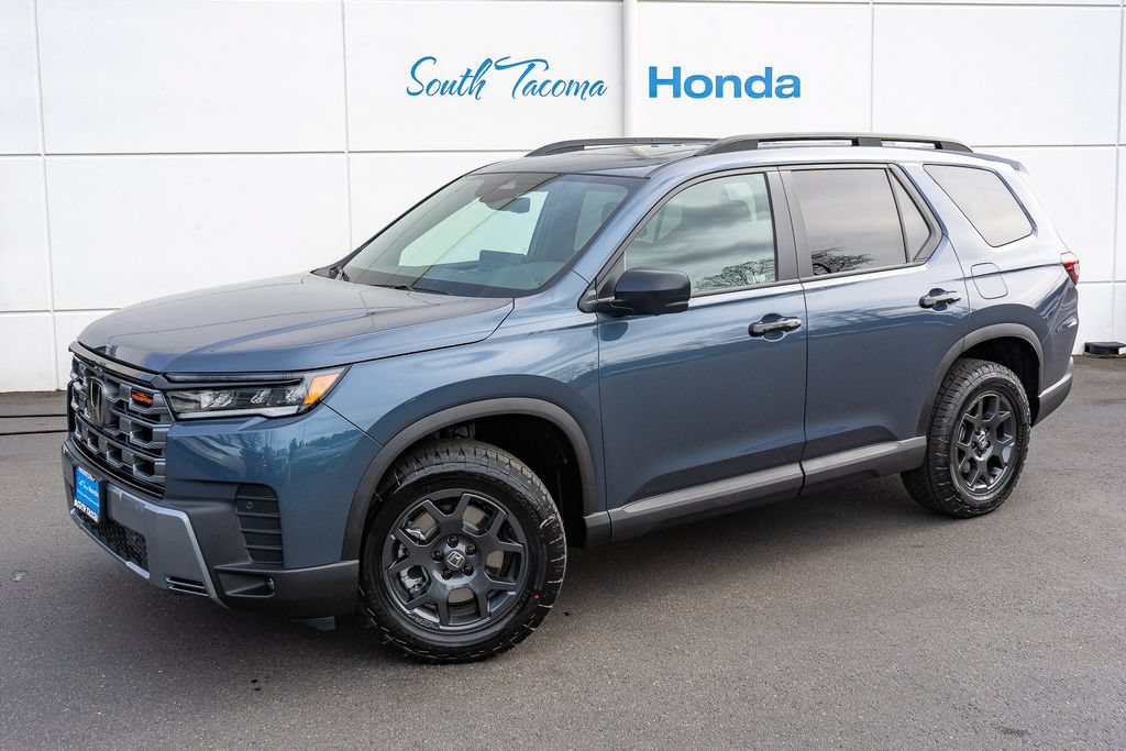 New 2026 Honda Pilot TrailSport image 2