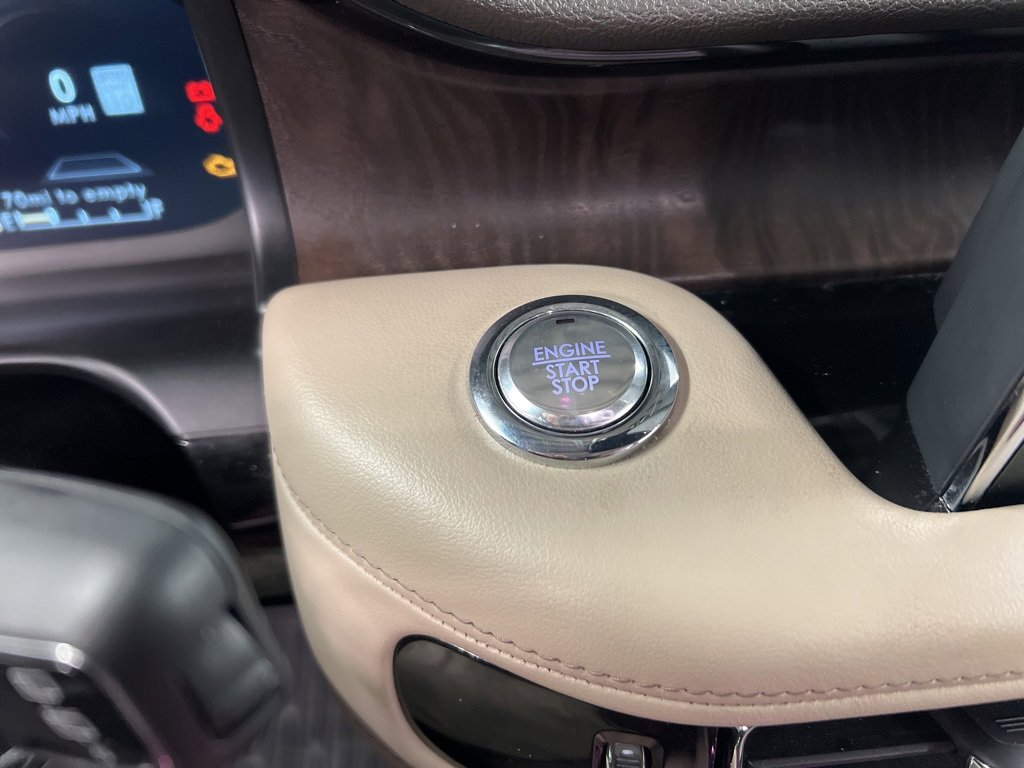 Used 2020 Lincoln Aviator Reserve w/ Equipment Group 202A image 15