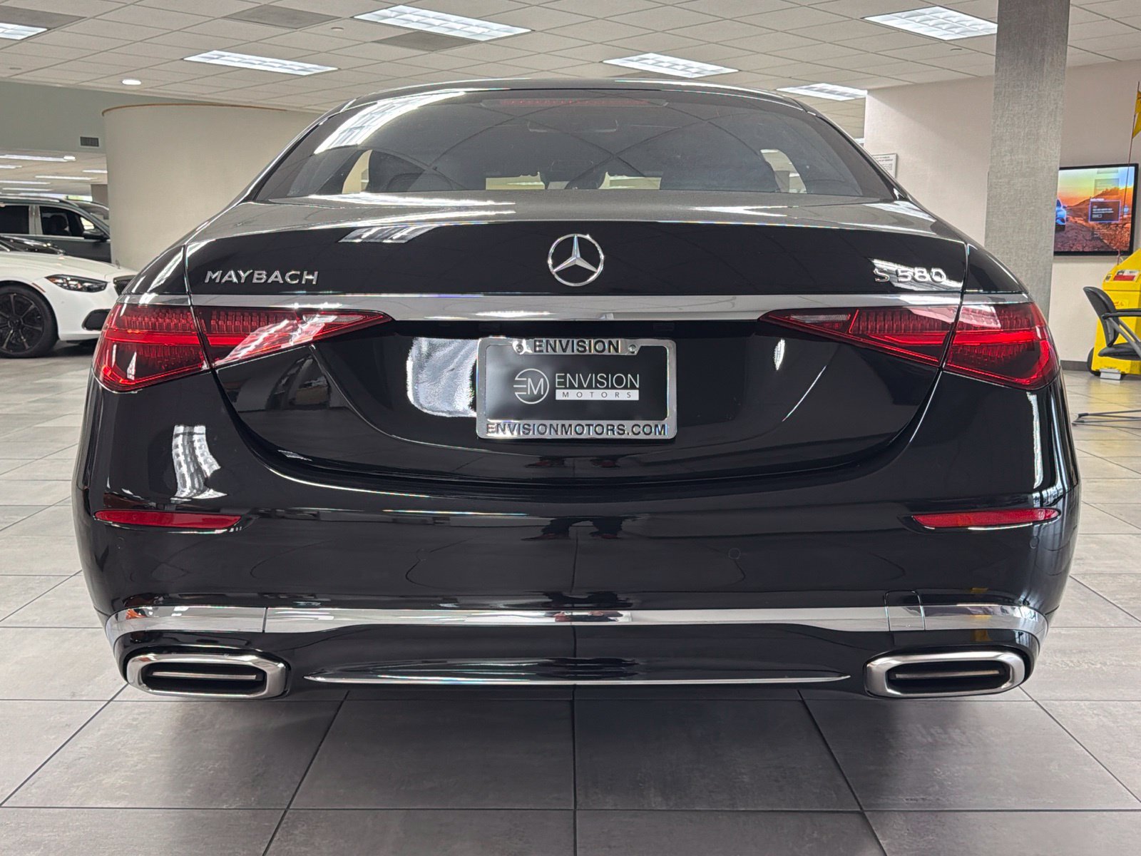 Certified 2025 Mercedes-Benz Maybach S 580 4MATIC image 9
