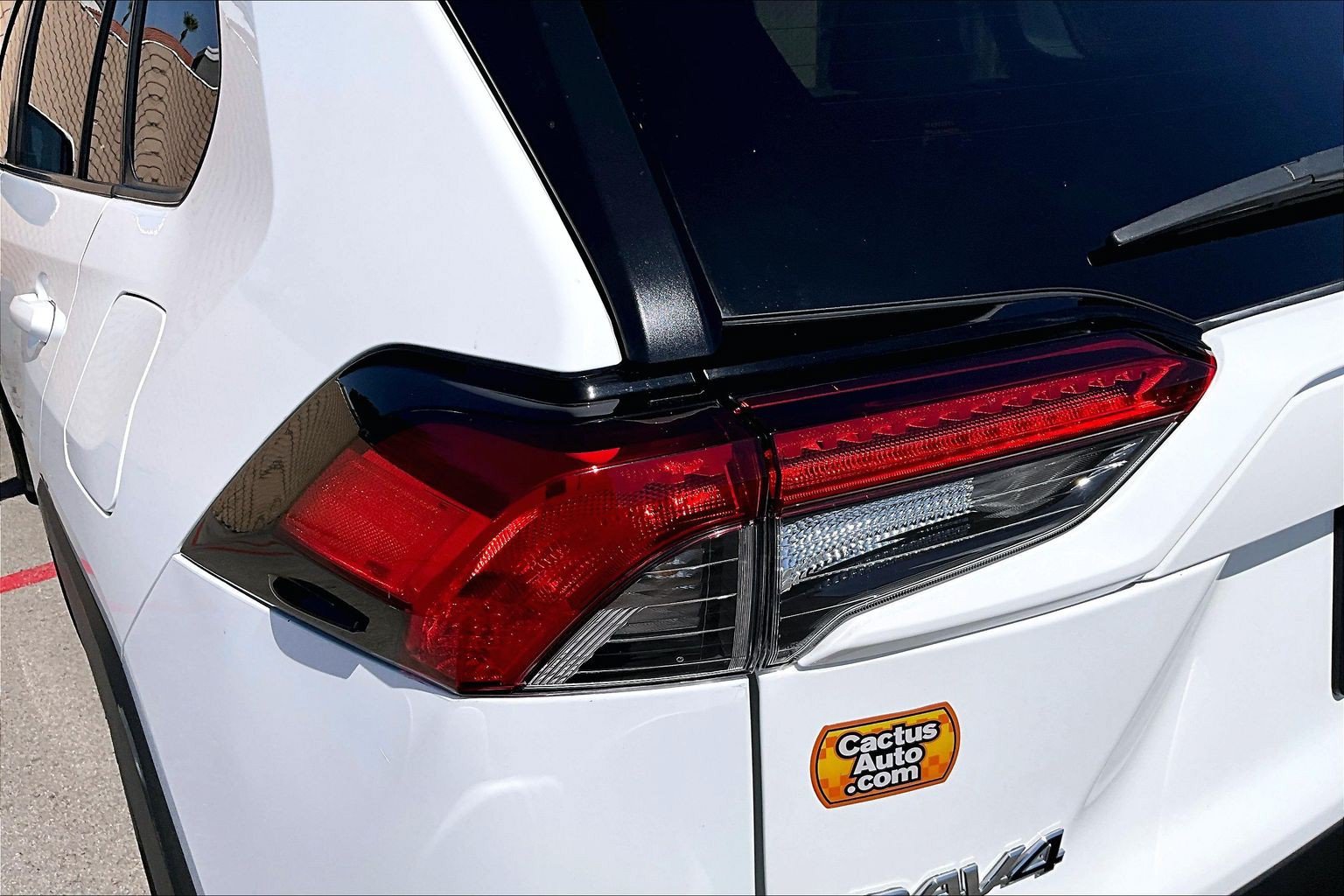 Used 2022 Toyota RAV4 LE FWD image 30