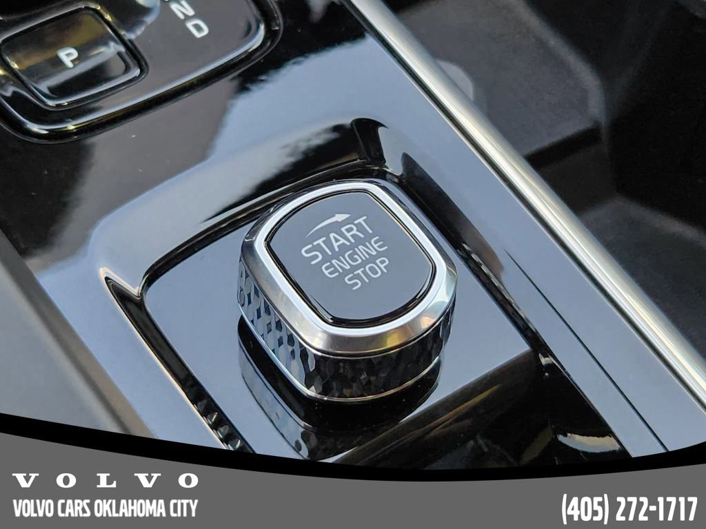 Certified 2026 Volvo XC60 B5 Plus w/ Protection Package Premier image 21