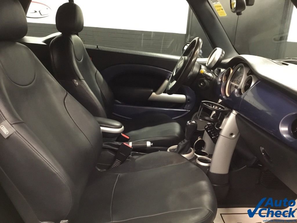 Used 2006 MINI Cooper Convertible image 34