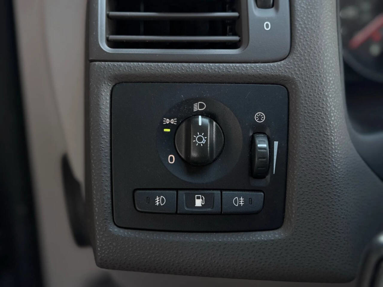 Used 2010 Volvo S40 2.4i image 20