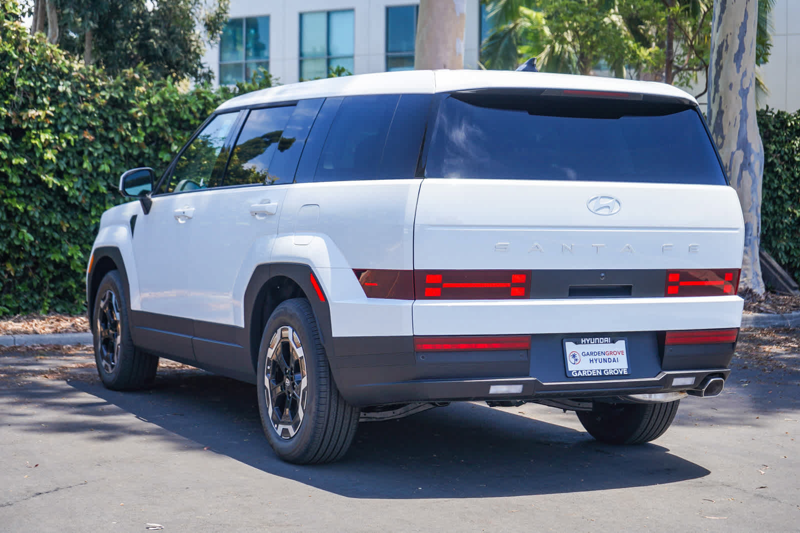 New 2026 Hyundai Santa Fe SE FWD image 4