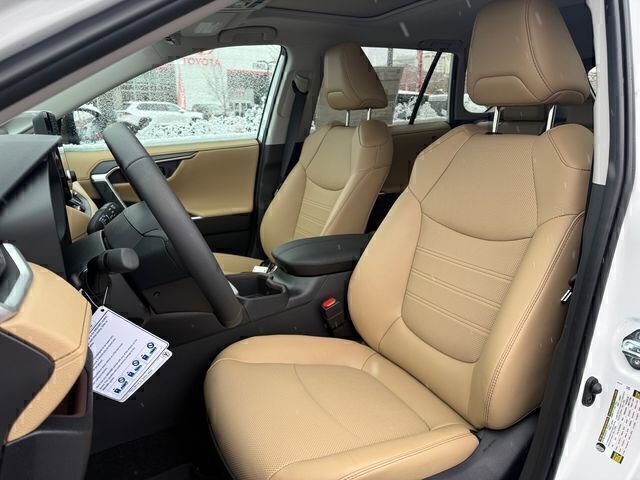 Used 2025 Toyota RAV4 Limited image 7