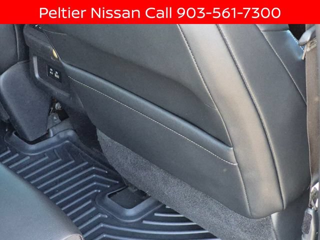 Certified 2022 Nissan Pathfinder SL w/ SL Premium Package FWD image 18