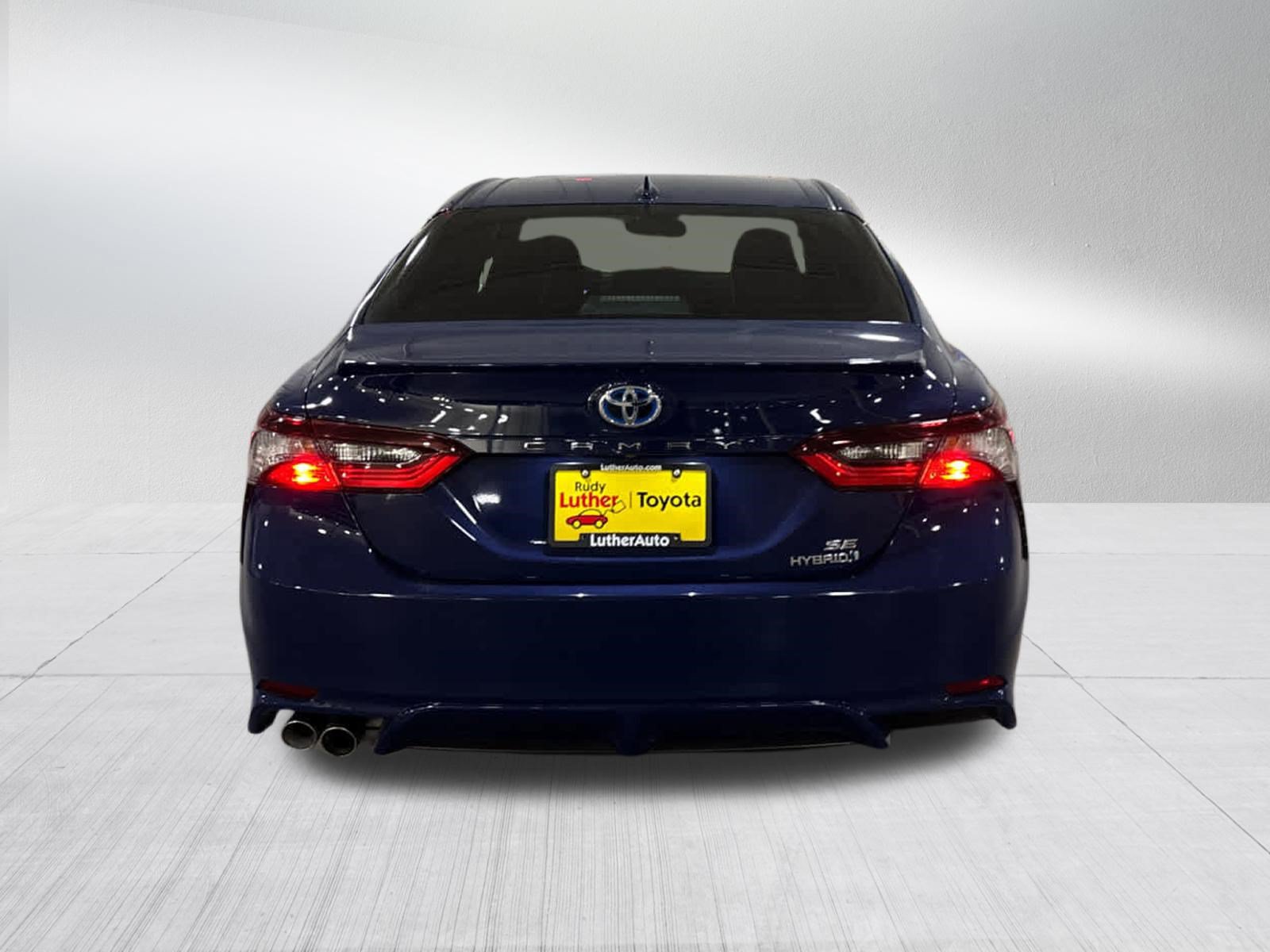 Certified 2024 Toyota Camry SE w/ Audio Upgrade Package FWD image 5