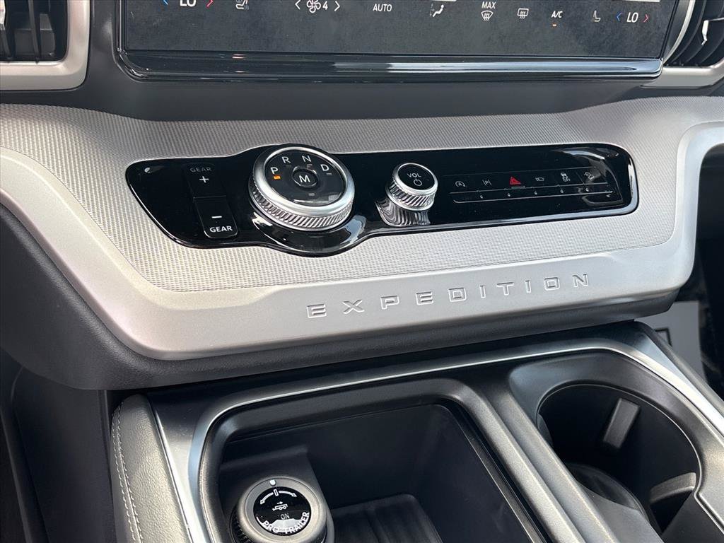 New 2027 Ford Expedition Active AWD/4WD image 33
