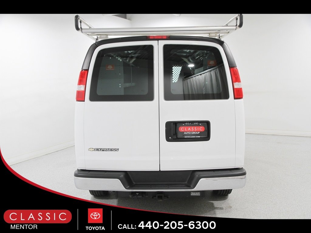 Used 2024 Chevrolet Express 2500 w/ Driver Convenience Package image 15
