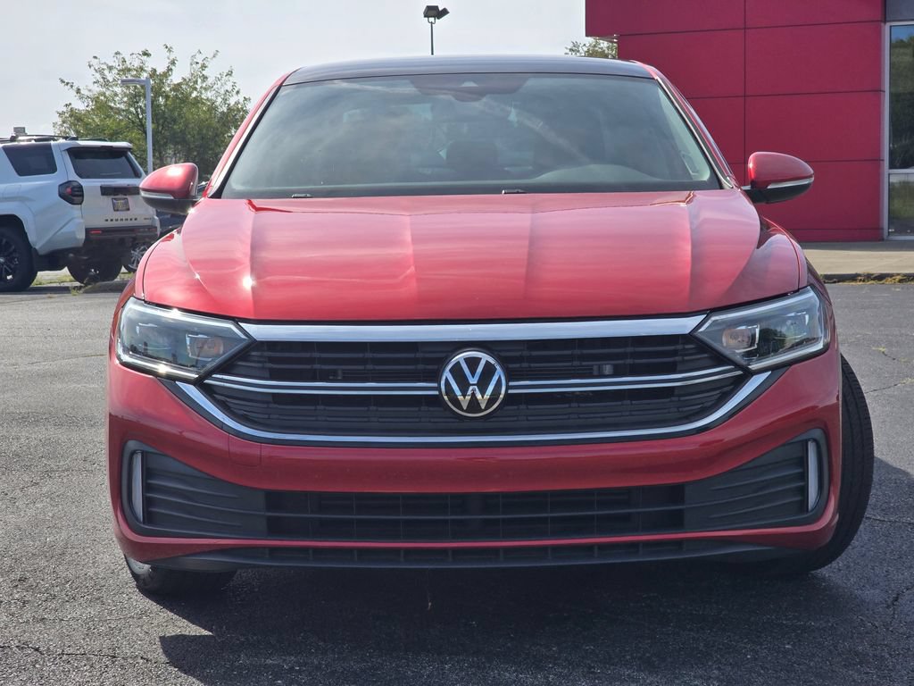 Used 2023 Volkswagen Jetta SEL FWD image 13