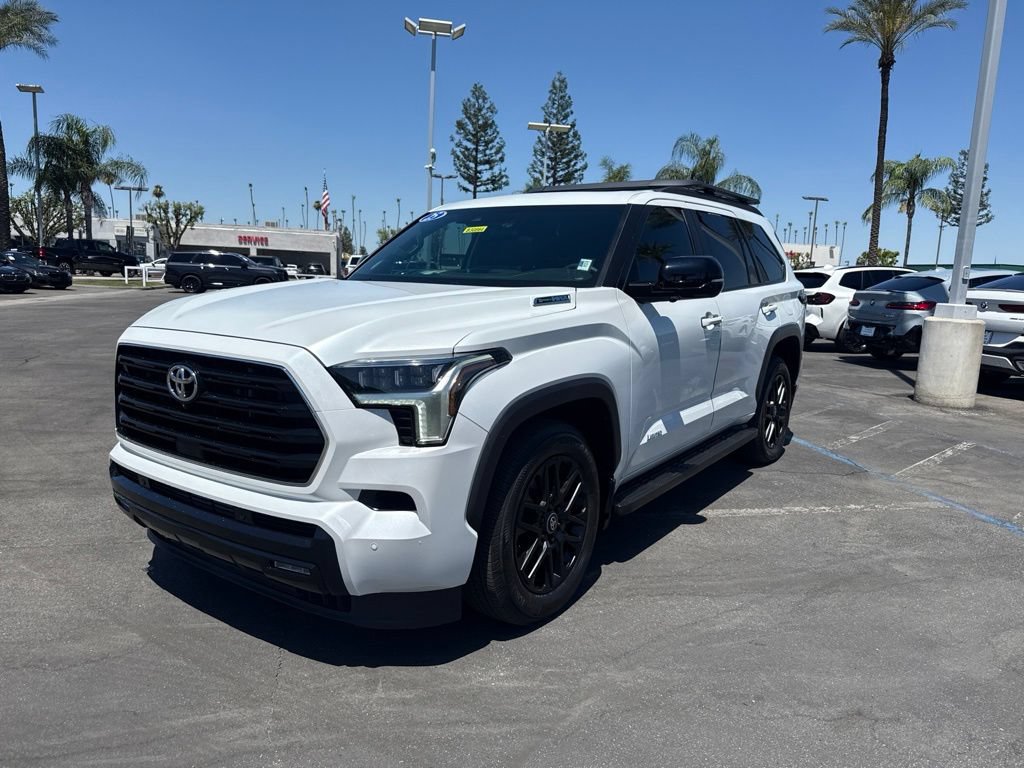 Used 2025 Toyota Sequoia Limited w/ Tow Technology Package AWD/4WD image 1