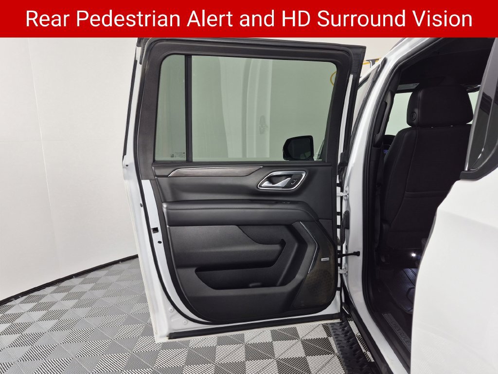Certified 2023 Chevrolet Suburban Z71 w/ Z71 Off-Road Package AWD/4WD image 30