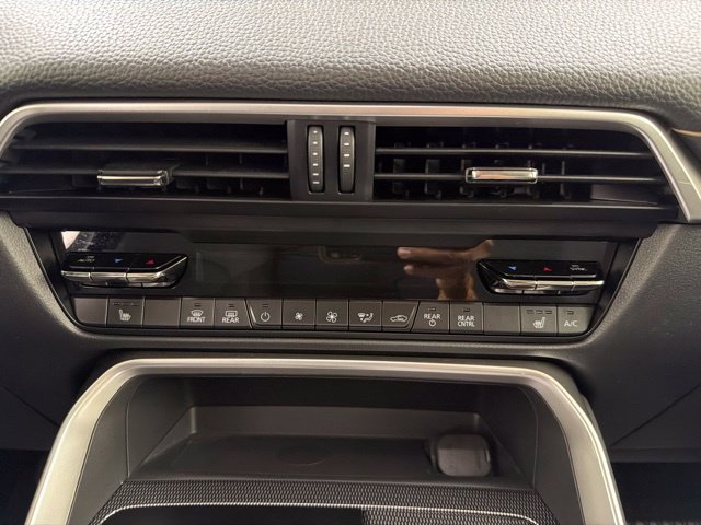 Used 2024 MAZDA CX-90 3.3 Turbo w/ Premium Package AWD/4WD image 40