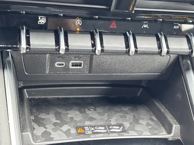 New 2026 GMC Canyon AT4 w/ Technology Plus Package image 31