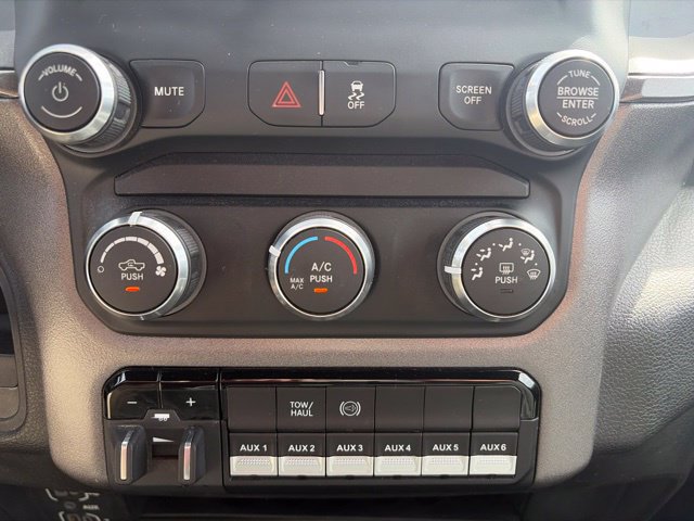 Used 2022 RAM 2500 Tradesman AWD/4WD image 33