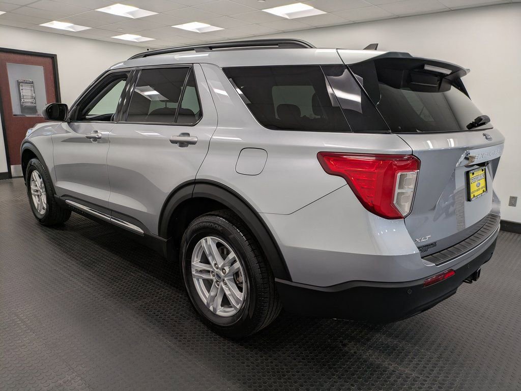 Used 2022 Ford Explorer XLT w/ Class IV Trailer Tow Package image 6